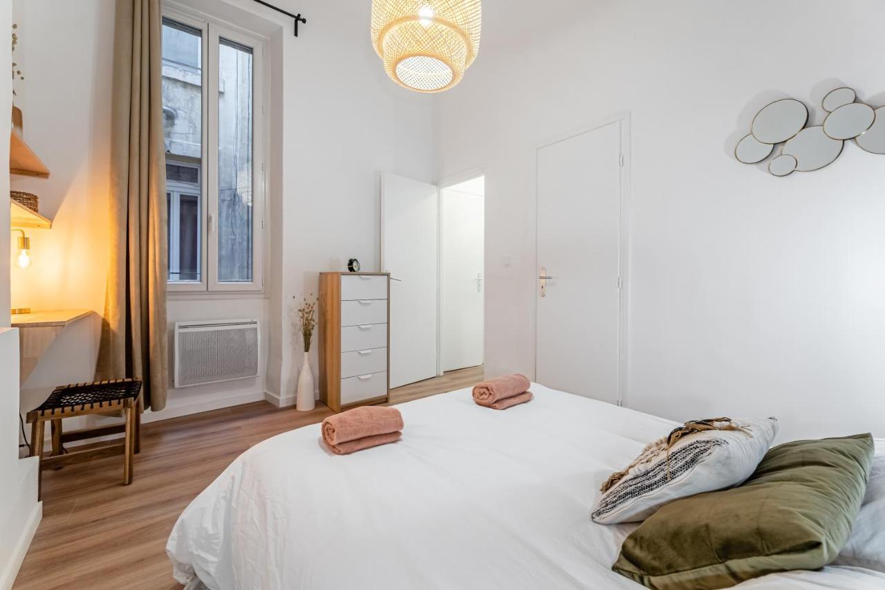 T3 Tout Confort, Moderne, En Centre Ville Marseille Exteriör bild